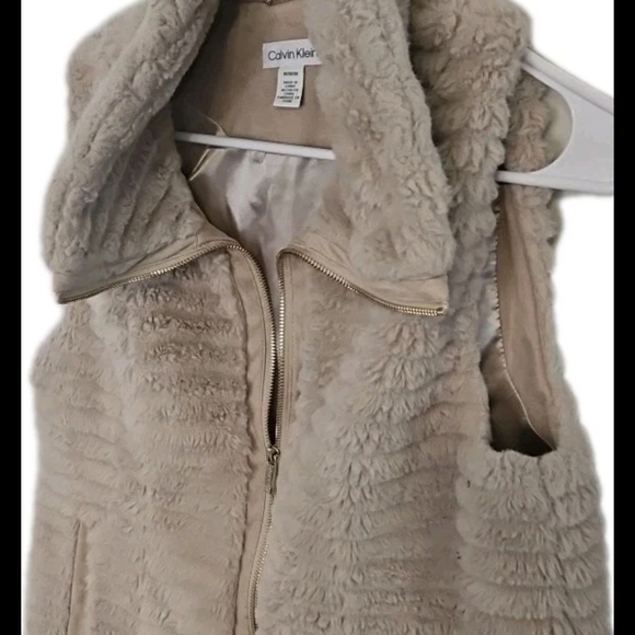 Calvin Klein Puffer Vest Women M Ivory Y2k Boho Vtg Cottagecore Barbie Retro - Picture 3 of 12
